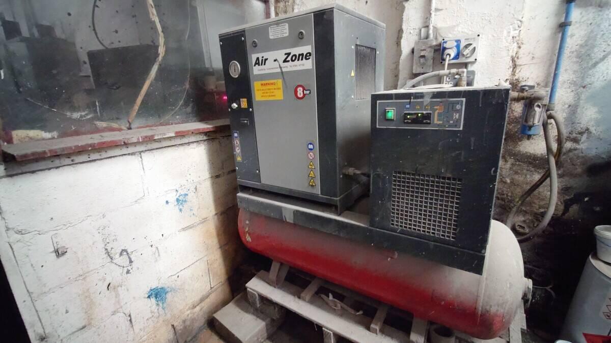 Workshop compressed air equipment